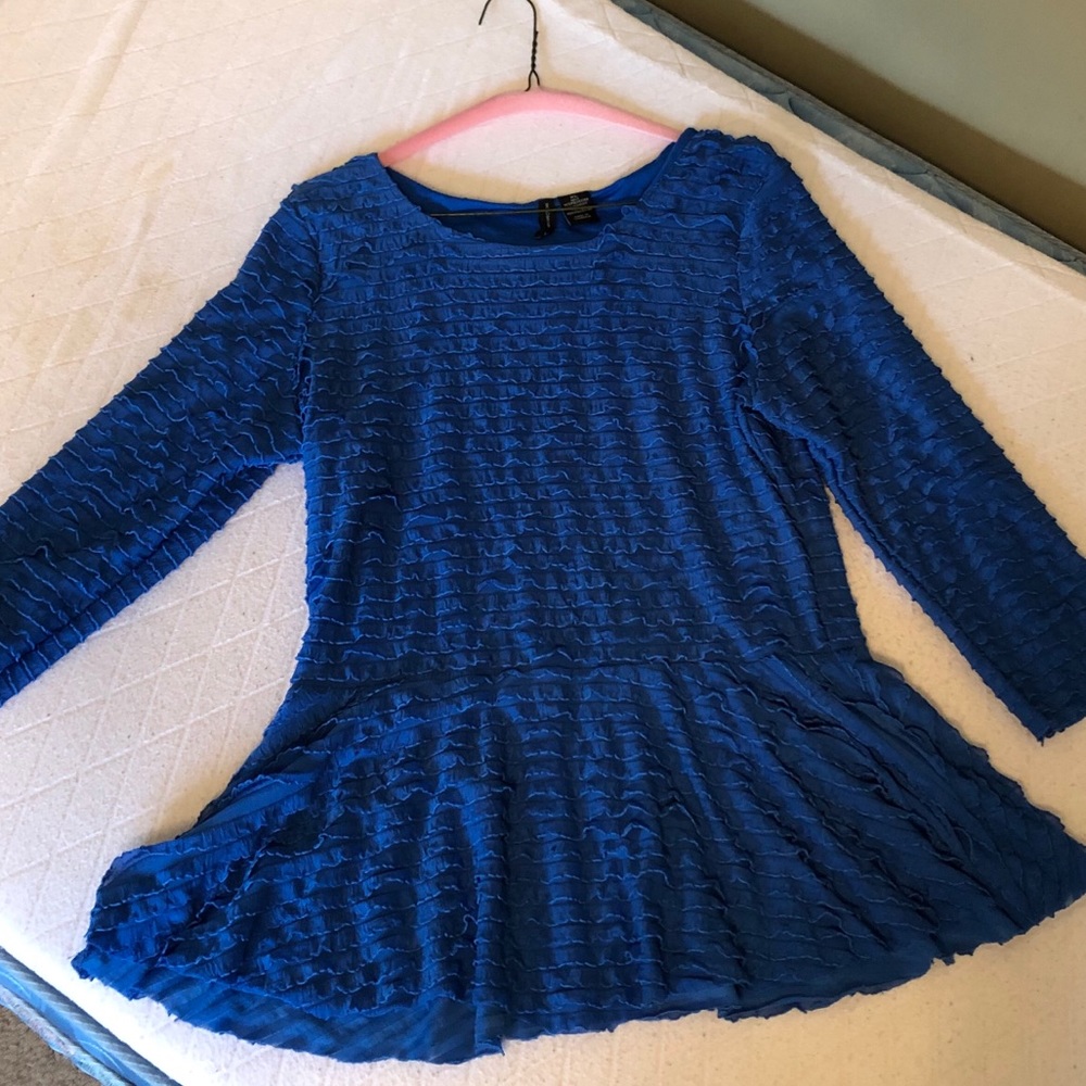 Women’s marine blue ruffled top - Picture 2 of 3
